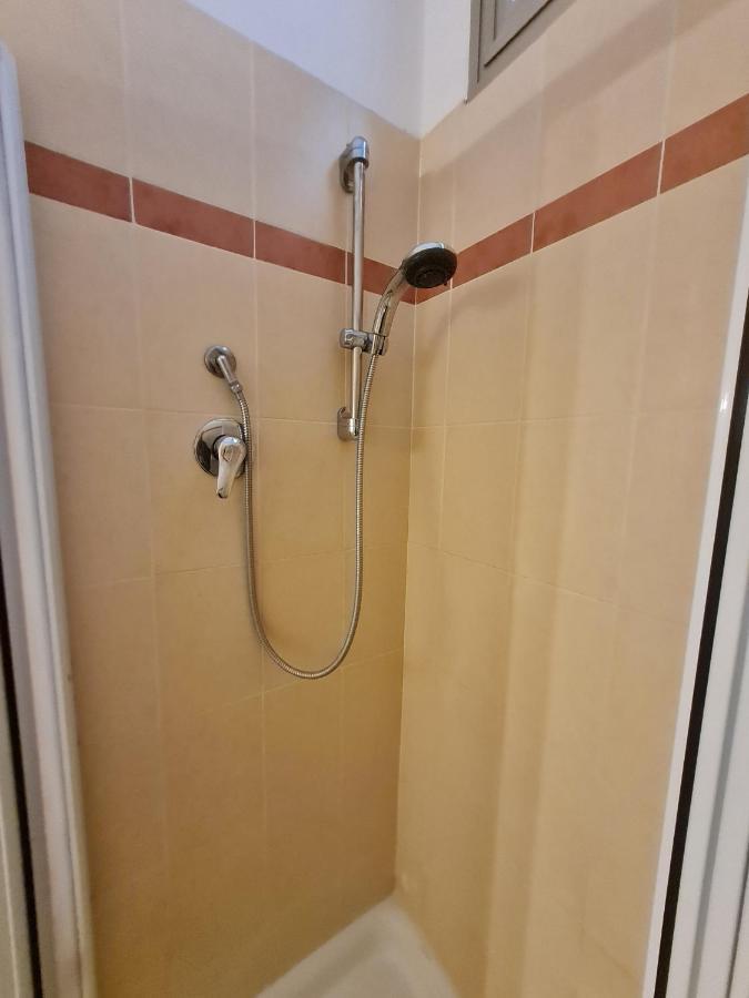 Panorama Apartment Peschiera Песк'єра-дель-Гарда Екстер'єр фото