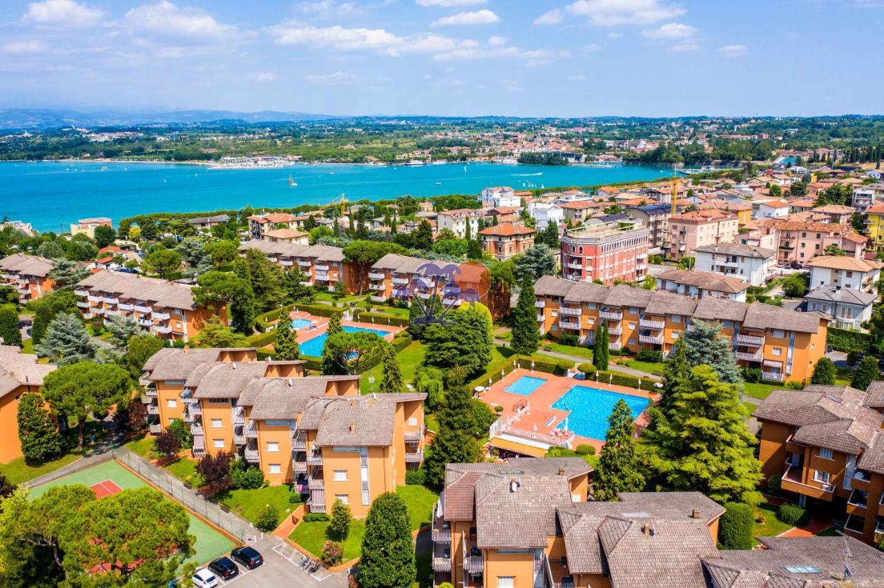 Panorama Apartment Peschiera Песк'єра-дель-Гарда Екстер'єр фото