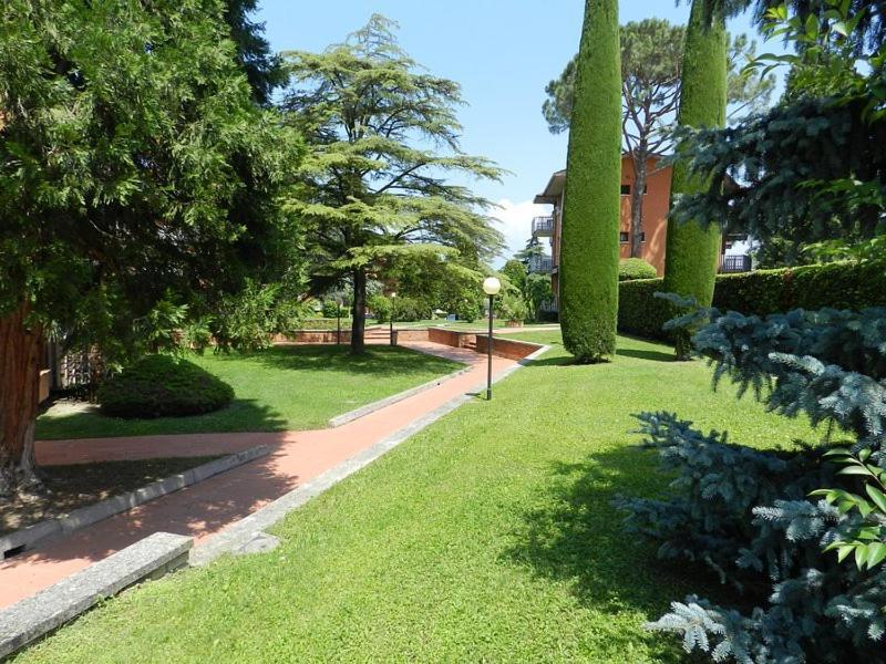Panorama Apartment Peschiera Песк'єра-дель-Гарда Екстер'єр фото